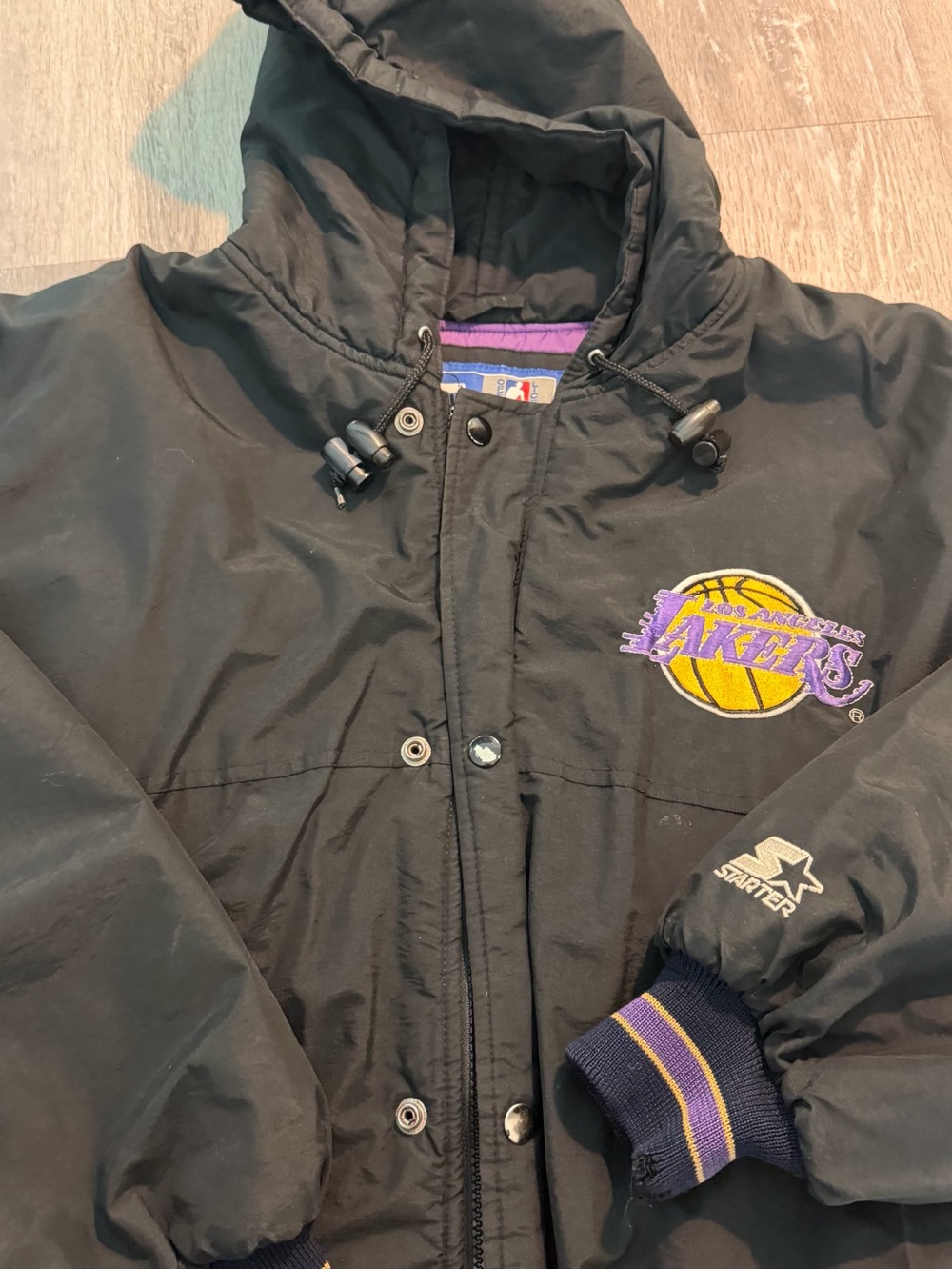 Los Angeles Lakers Starter puffer jacket men’s XL